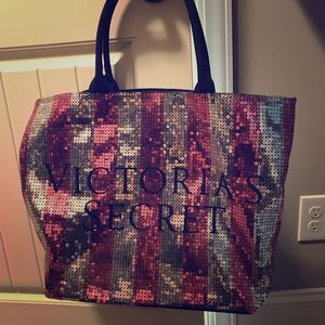 💗🖤Victoria’s Secret sequin tote! 💗🖤